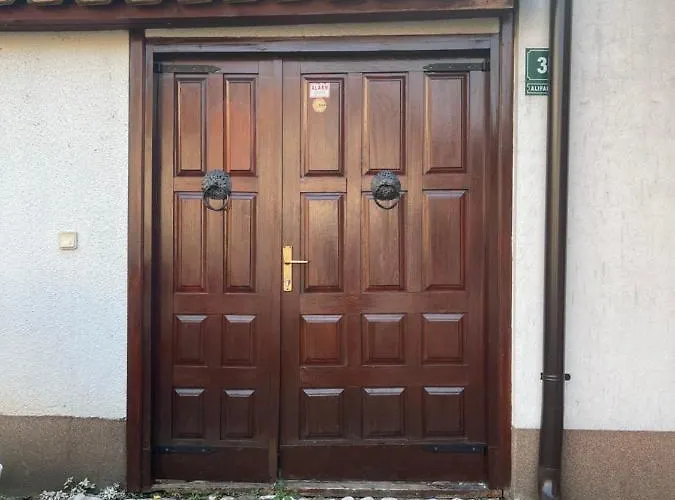 Апартаменты Old Town *